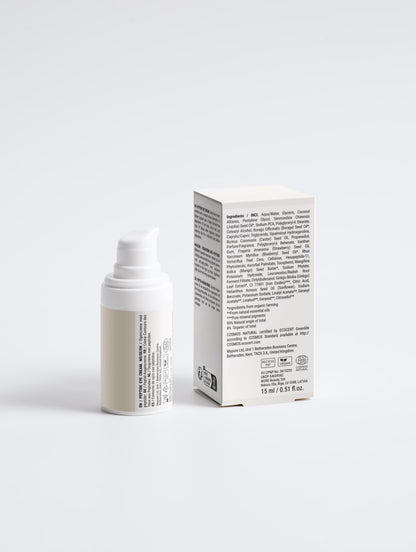 EVRAYNE nueva etiqueta — Contorno de ojos con péptidos de 15 ml — envase y caja, vista posterior